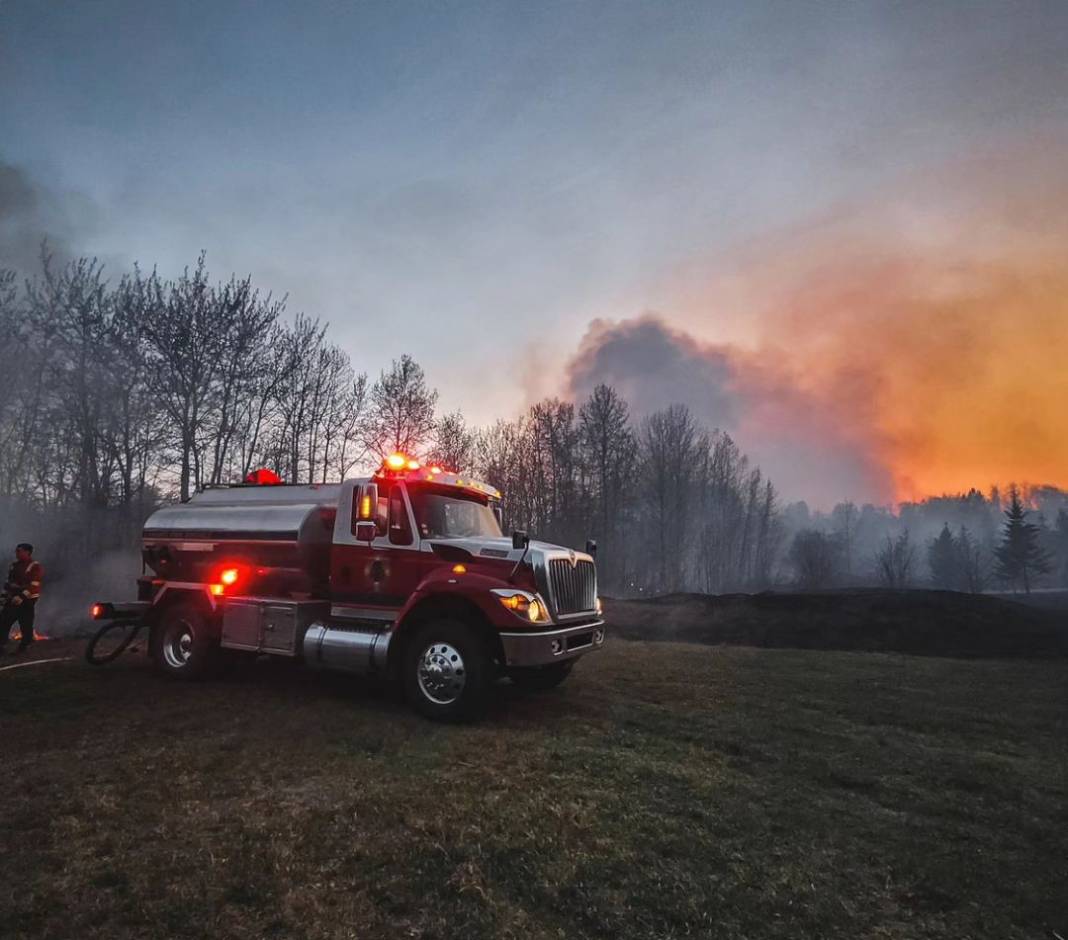 Kanada'da orman yangınları: Dumanlar ABD'ye ulaştı 9
